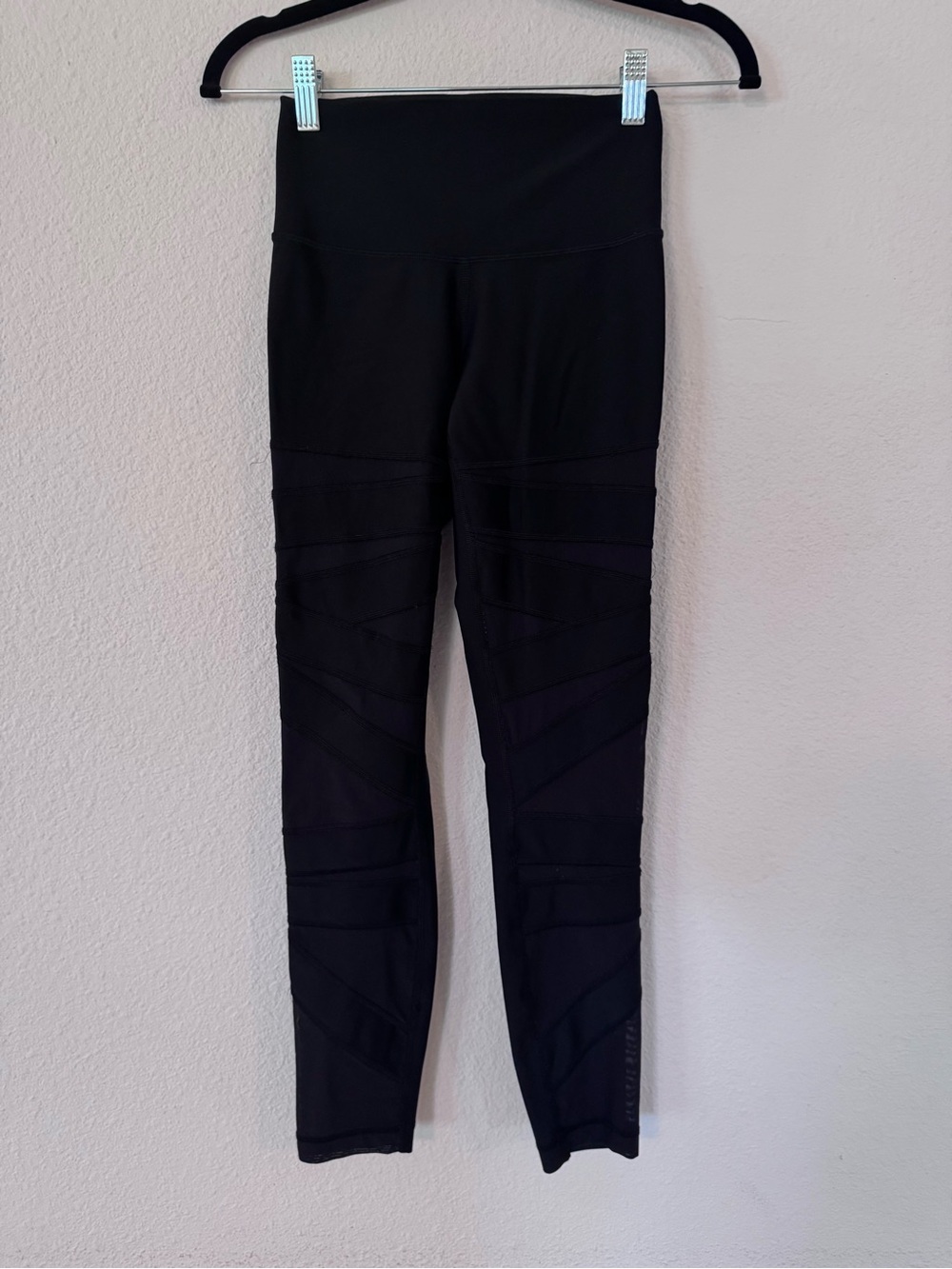 lululemon athletica Black High-Rise Mesh-Panel Leggings
